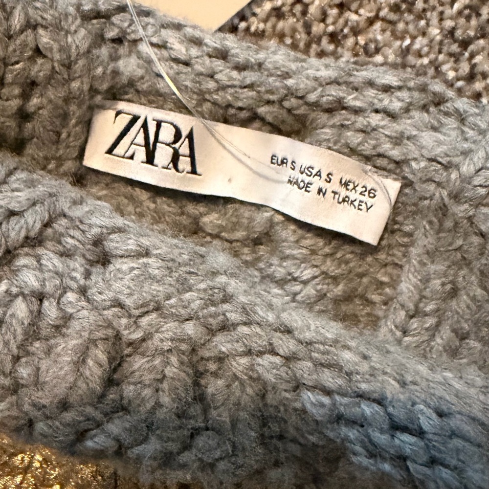 NWT - Zara Gold Metallic Cable Knit Sweater Vest - Picture 6 of 6